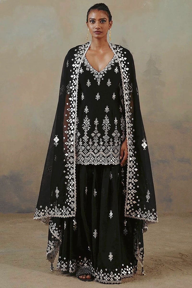 Function Wear Black Color Stylish Palazzo Suit In Georgette Fabric