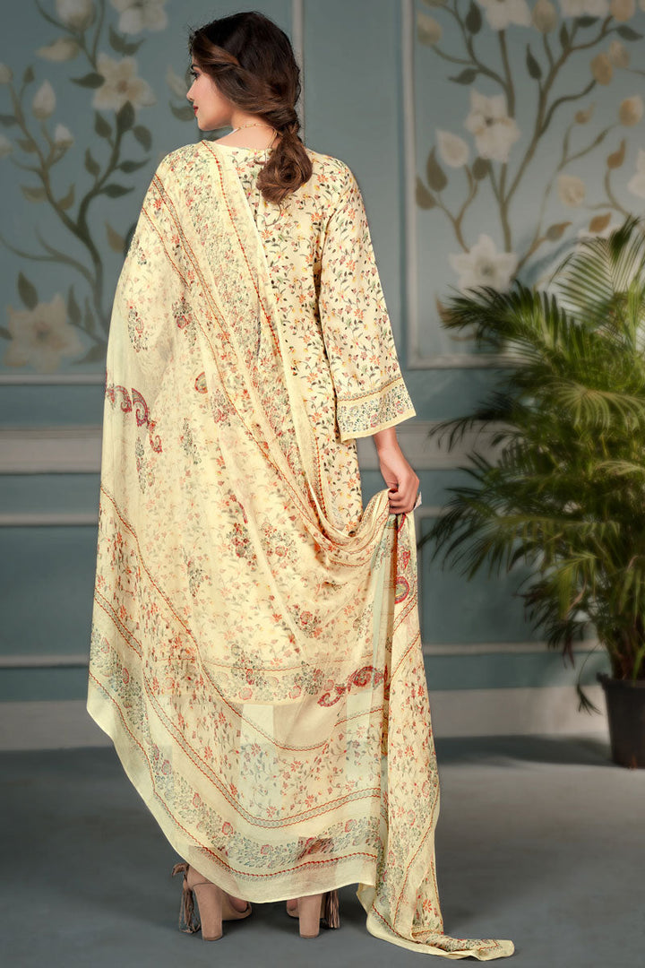 Fantastic Muslin Fabric Salwar Suit In Digital Printed