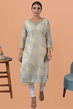 Load image into Gallery viewer, Entrancing Cotton Fabric Kurti In Multi Color With Printed Work
